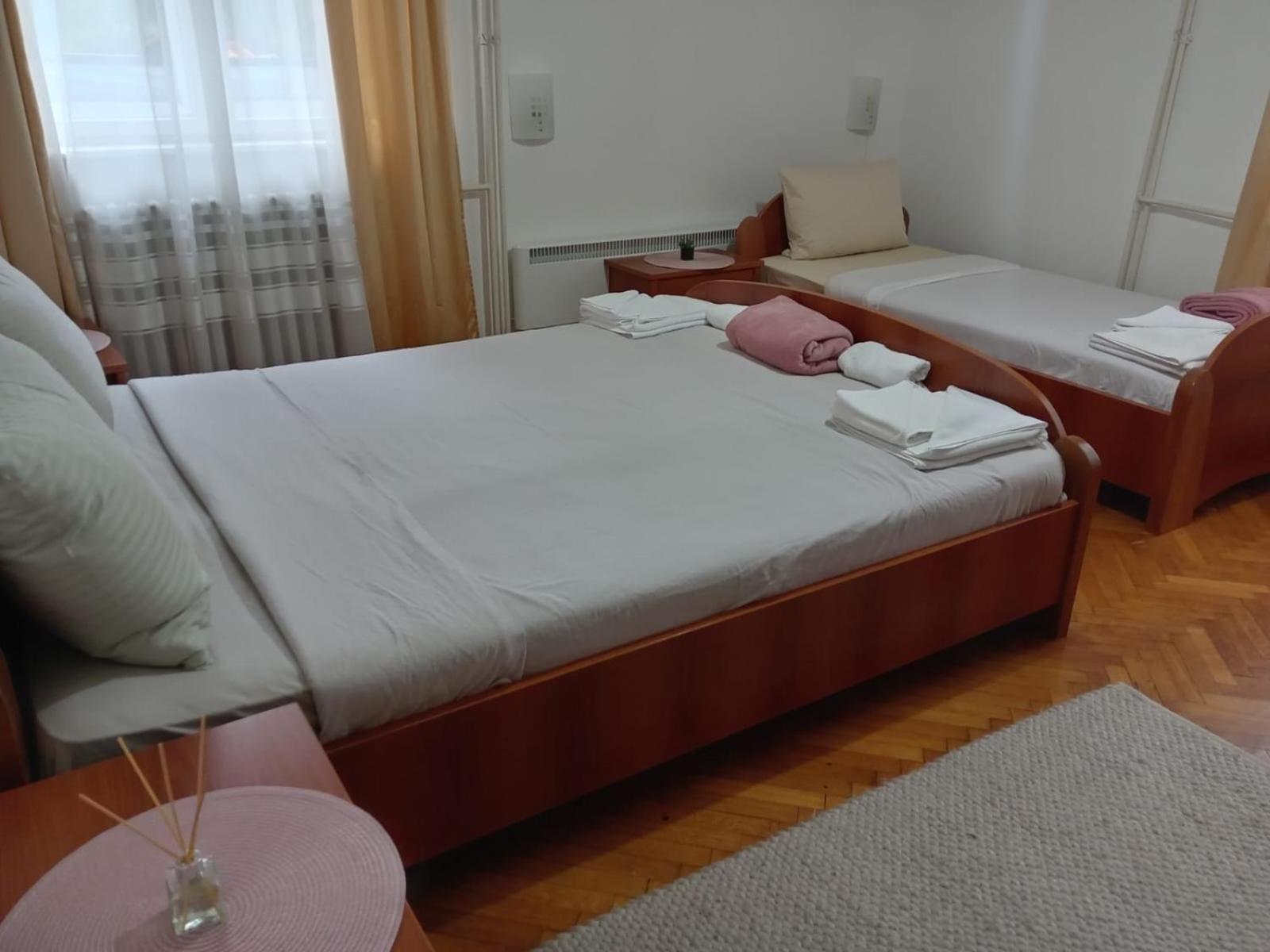 Hotel Vlasina - Vlasinsko Jezero Vlasina Rid Ngoại thất bức ảnh