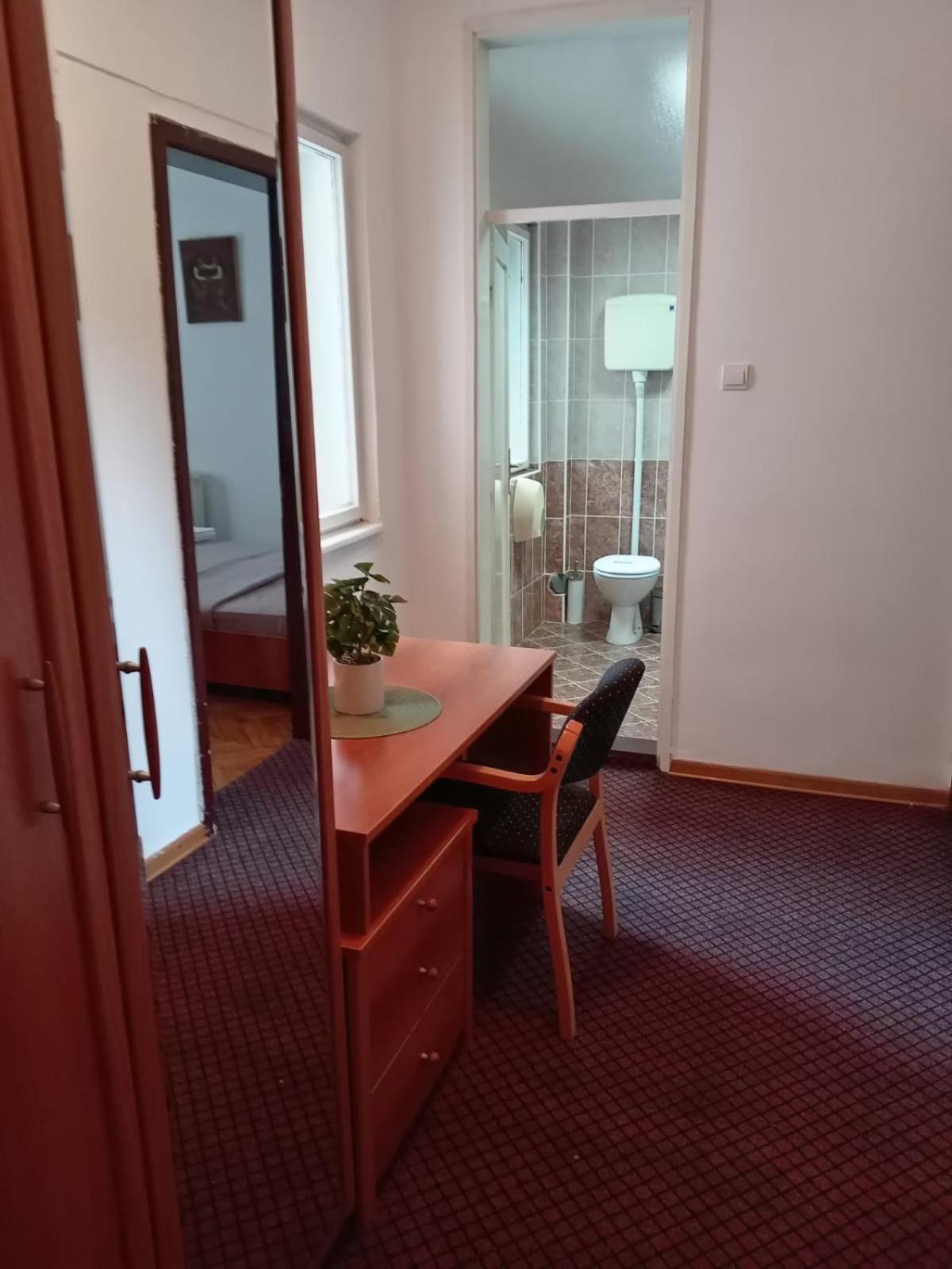 Hotel Vlasina - Vlasinsko Jezero Vlasina Rid Ngoại thất bức ảnh