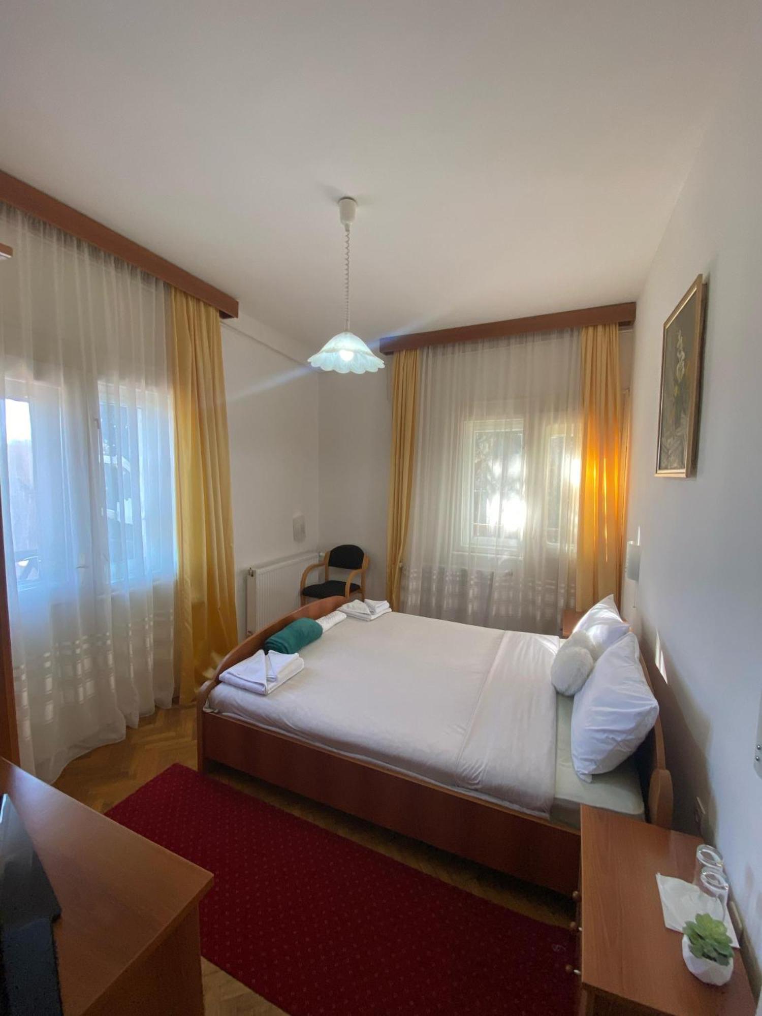 Hotel Vlasina - Vlasinsko Jezero Vlasina Rid Ngoại thất bức ảnh